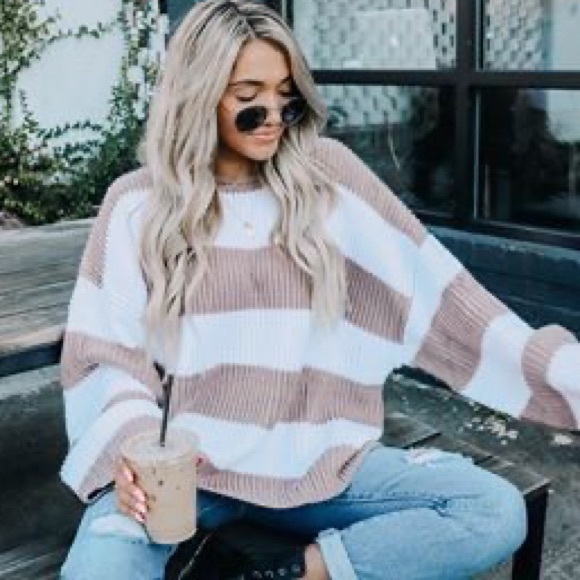 New Beige Textured Stripe Sweater - Picture 4 of 7